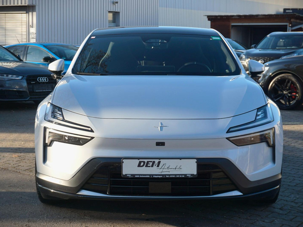 Polestar 4