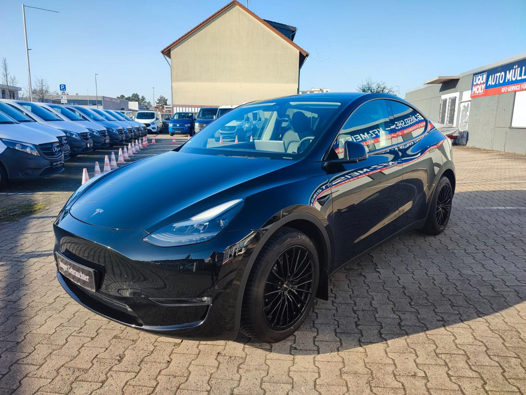 Tesla Model Y Long Range Dual Motor AWD