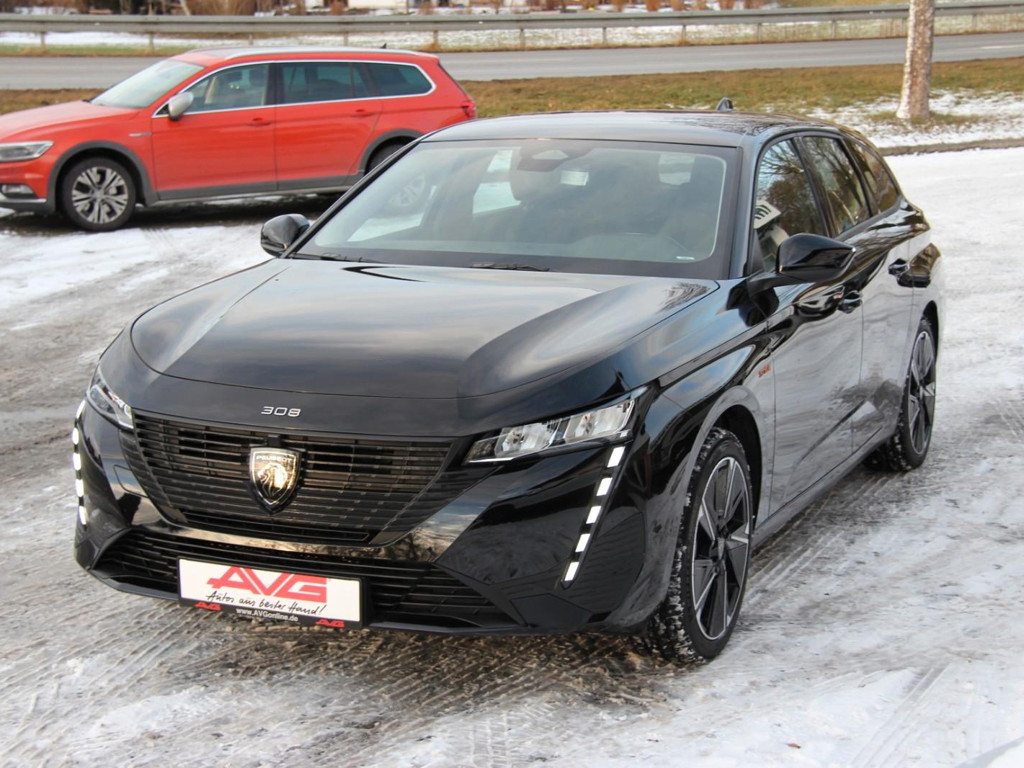 Peugeot e-308