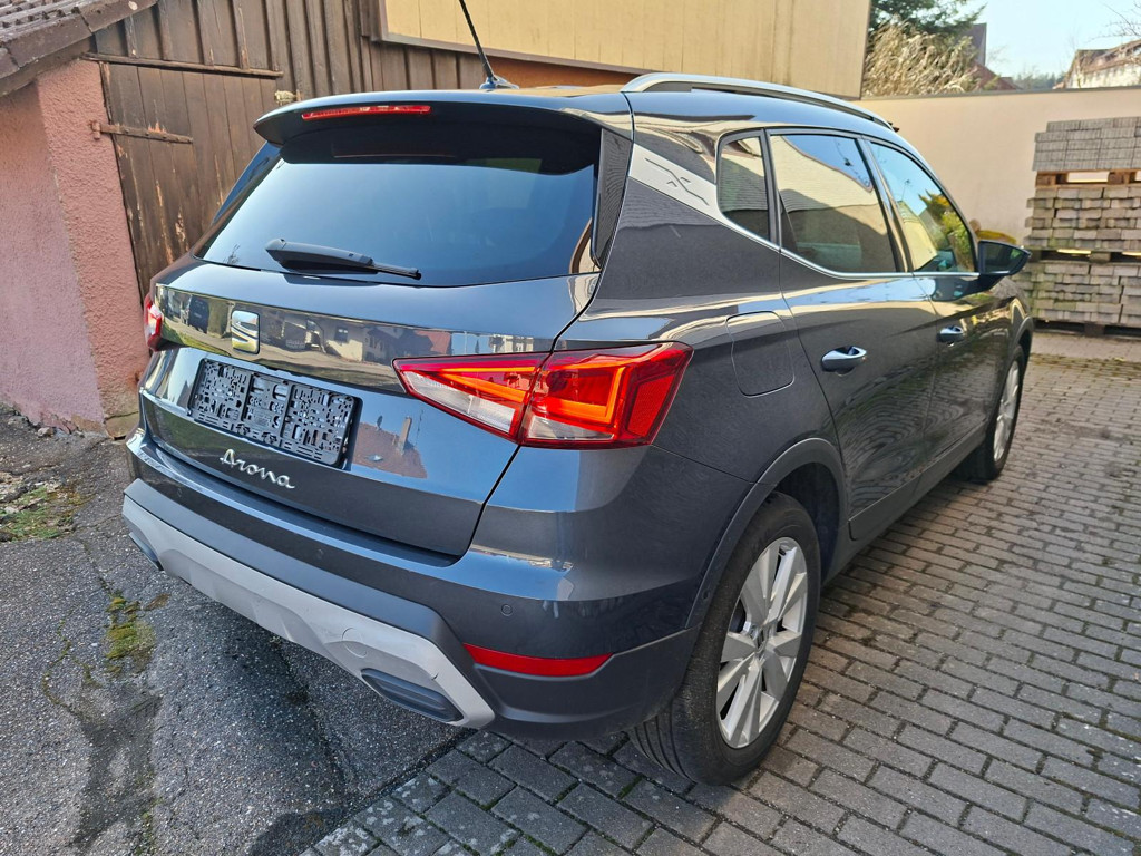 Seat Arona