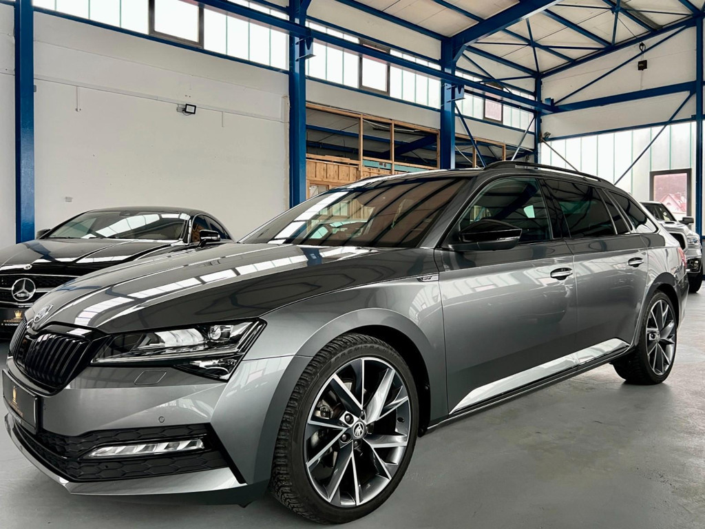 Skoda Superb Combi 4x4 Sportline