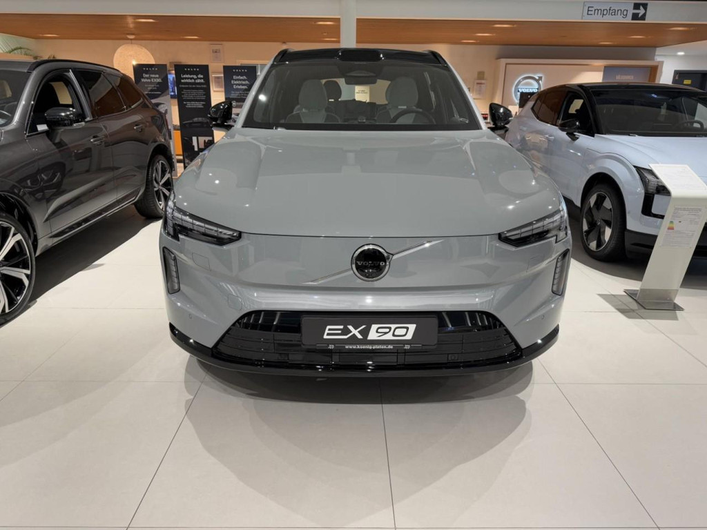 Volvo EX90