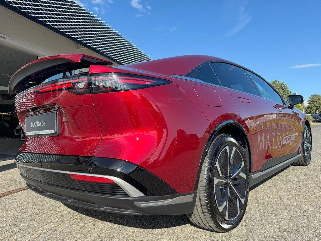 Mazda 6e