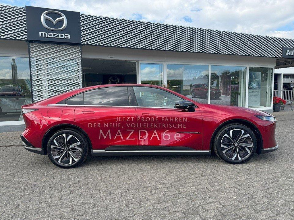 Mazda 6e