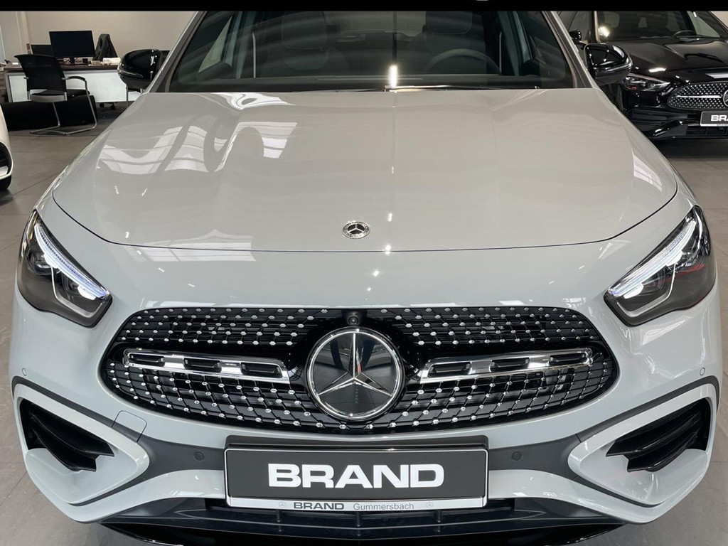Mercedes-Benz GLA-Klasse GLA 200 AMG Line