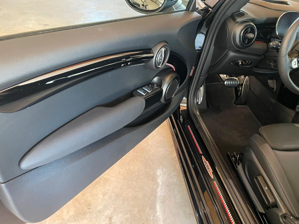 Mini John Cooper Works Cabrio