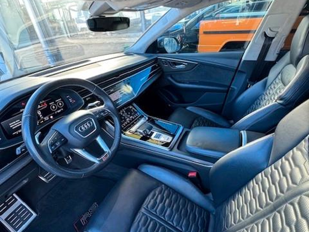 Audi RS Q8