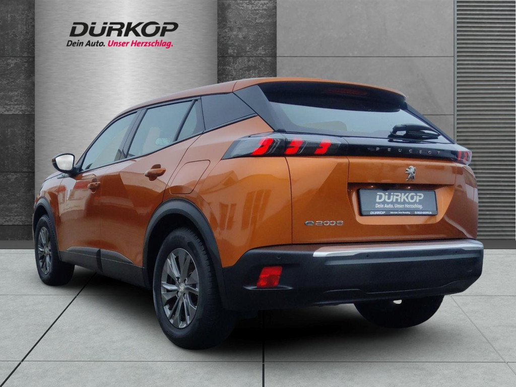 Peugeot e-2008
