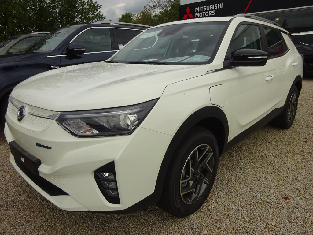 SsangYong Korando eMOTION BRONZE