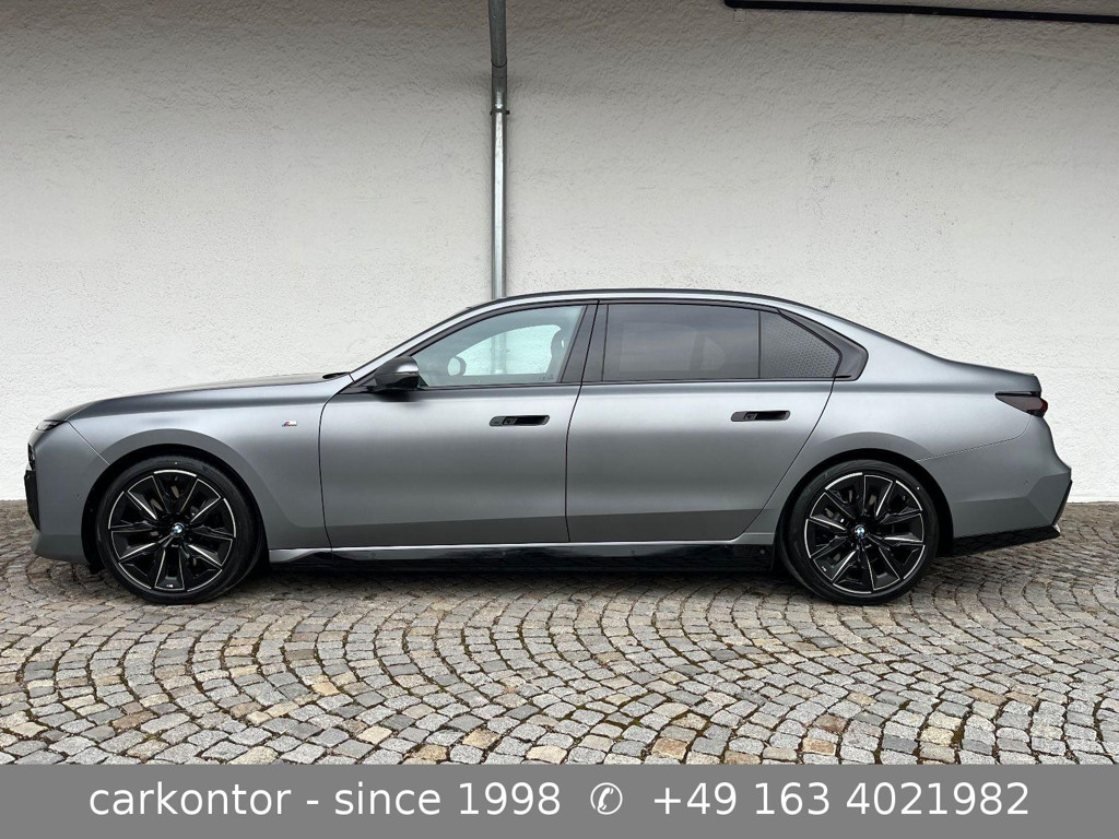 BMW i7 M-Sport xDrive Sedan
