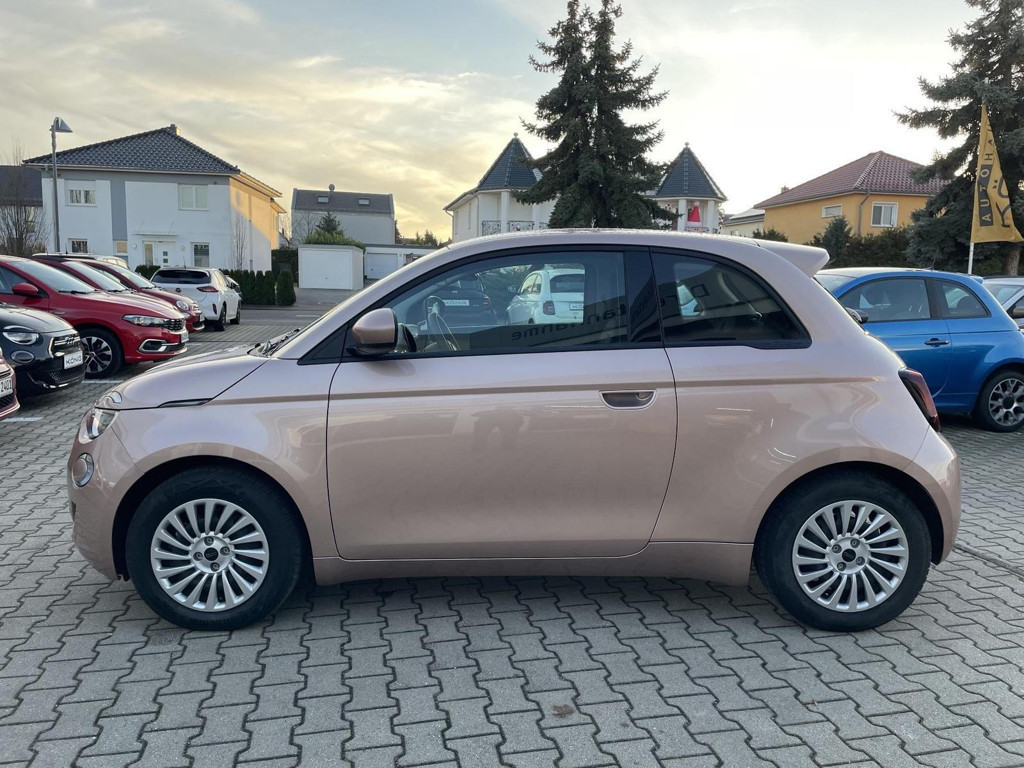 Fiat 500e Neuer 500 Elektro 320km Reichweite