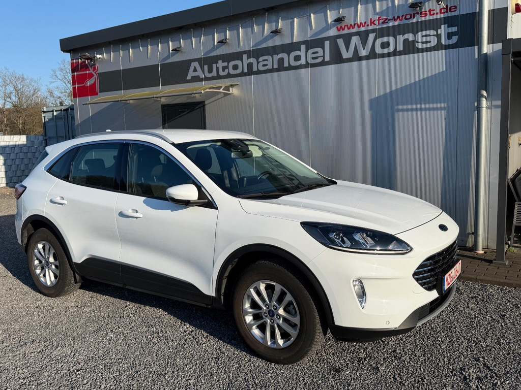 Ford Kuga Titanium Hybrid