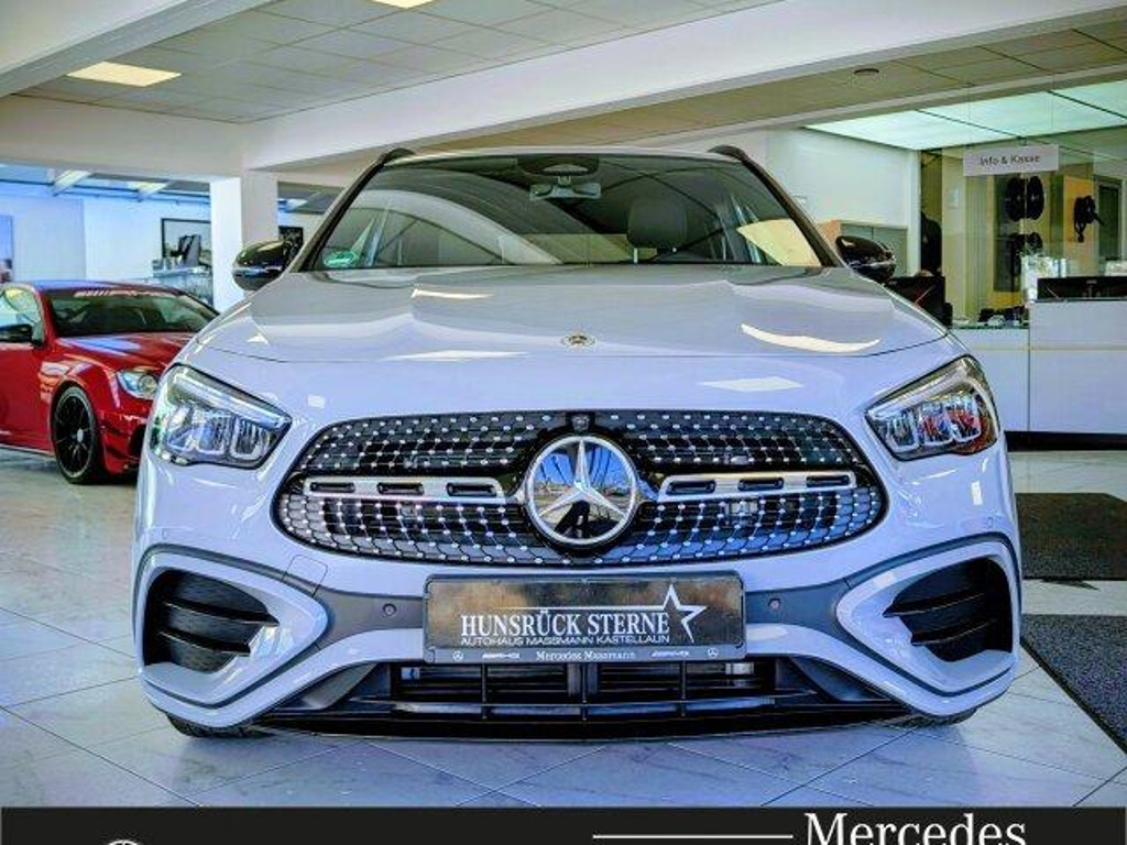 Mercedes-Benz GLA-Klasse GLA 220 4MATIC AMG Line