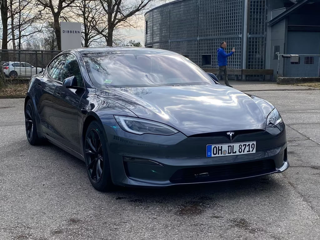 Tesla Model S