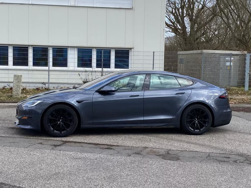 Tesla Model S