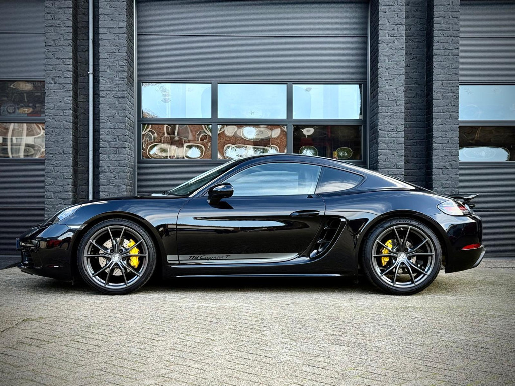 Porsche Cayman