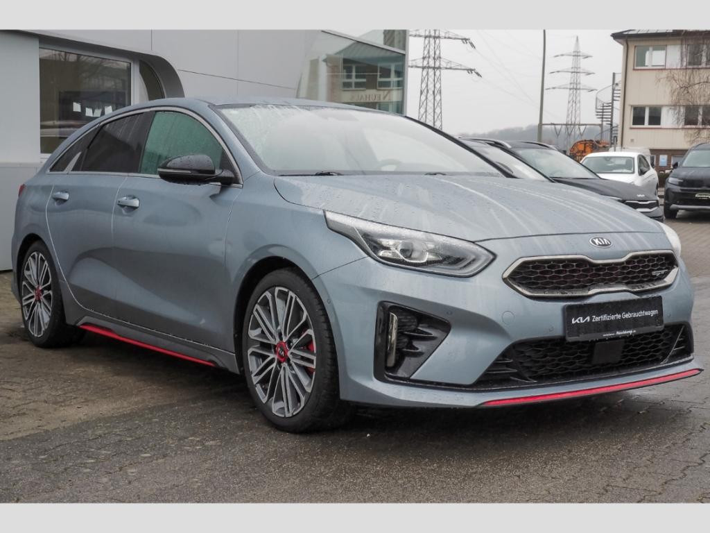 Kia ProCeed