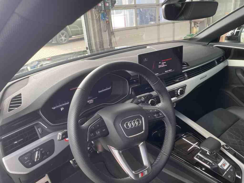 Audi S5