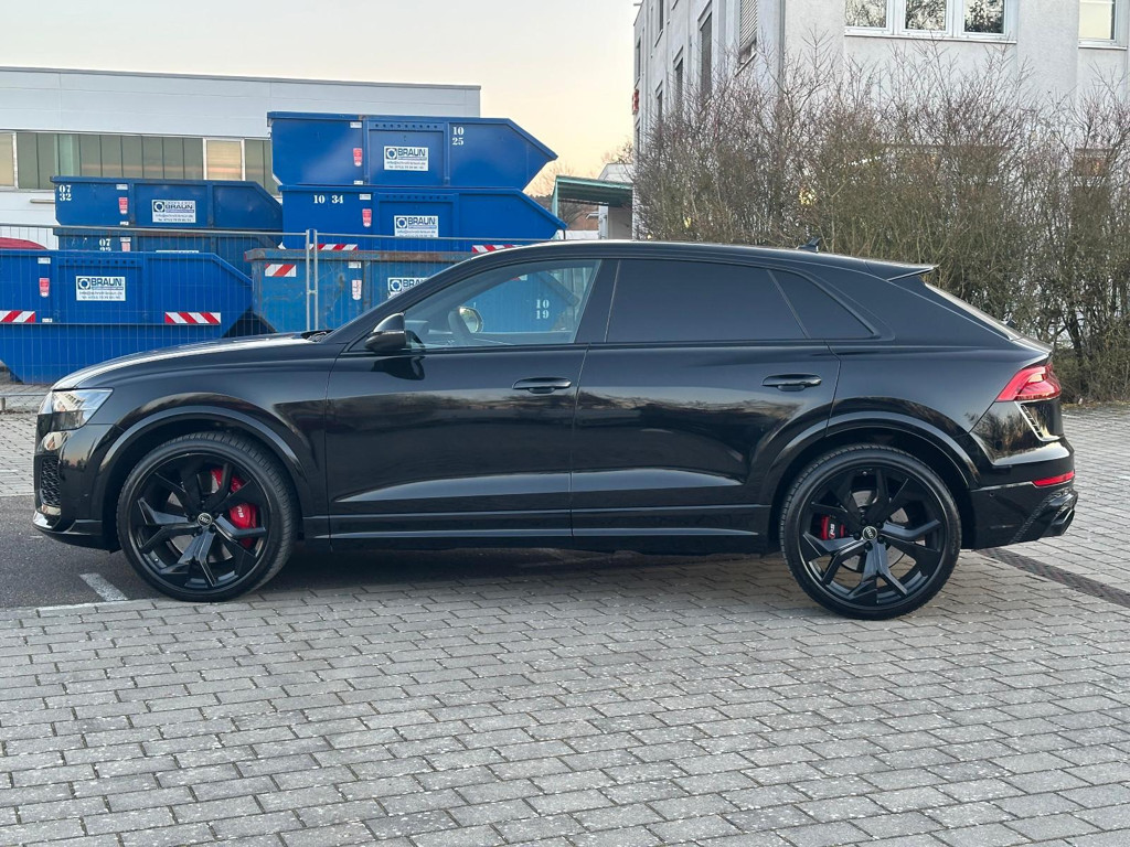 Audi RS Q8
