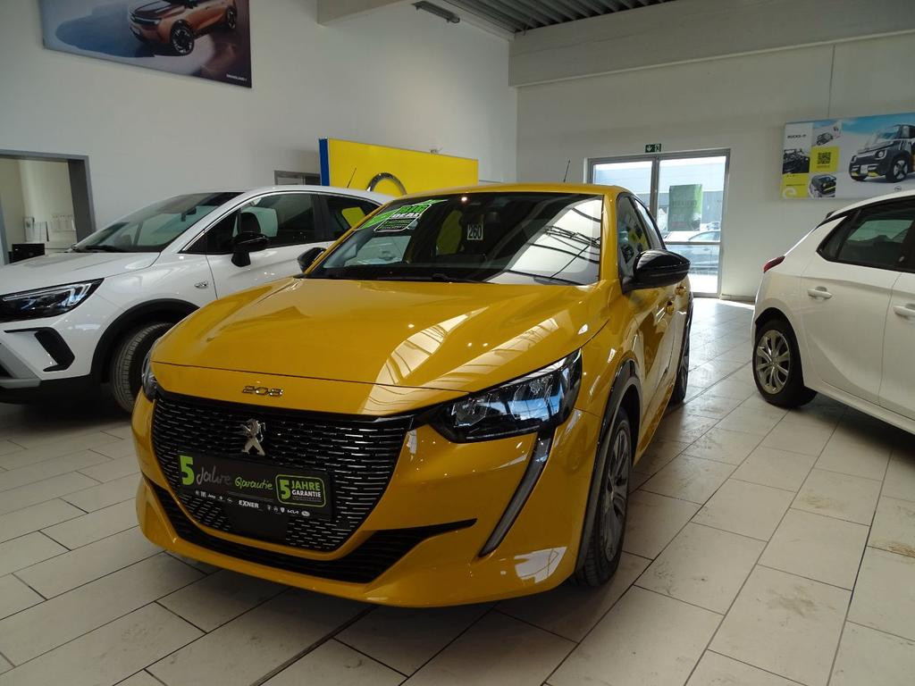 Peugeot e-208