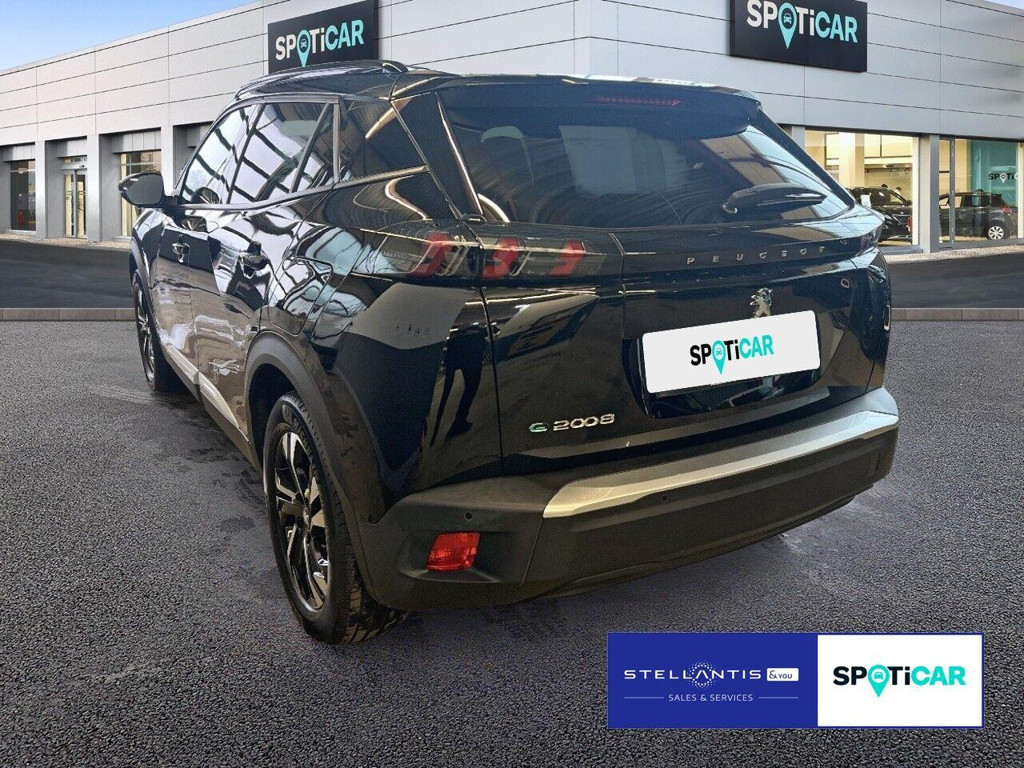 Peugeot e-2008