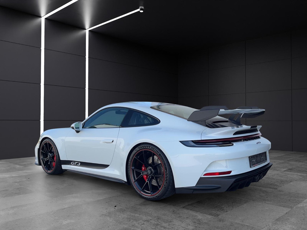 Porsche 992