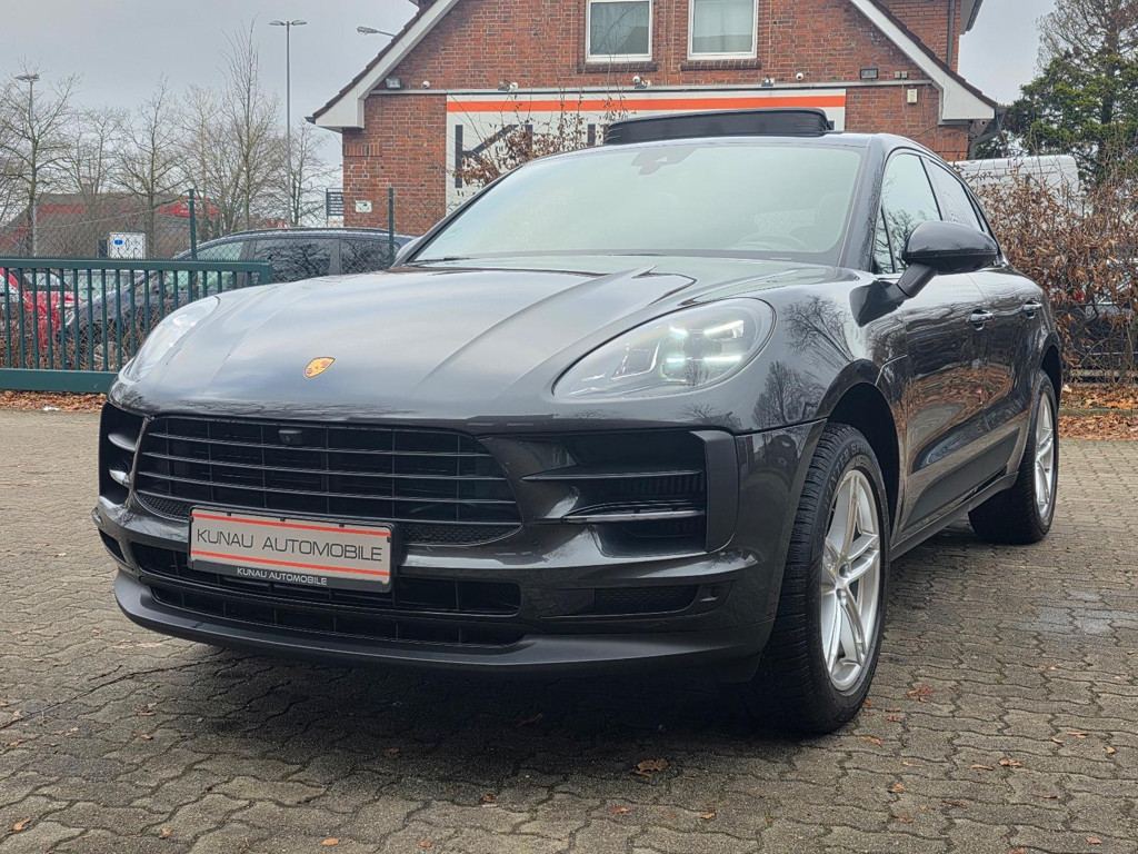 Porsche Macan S