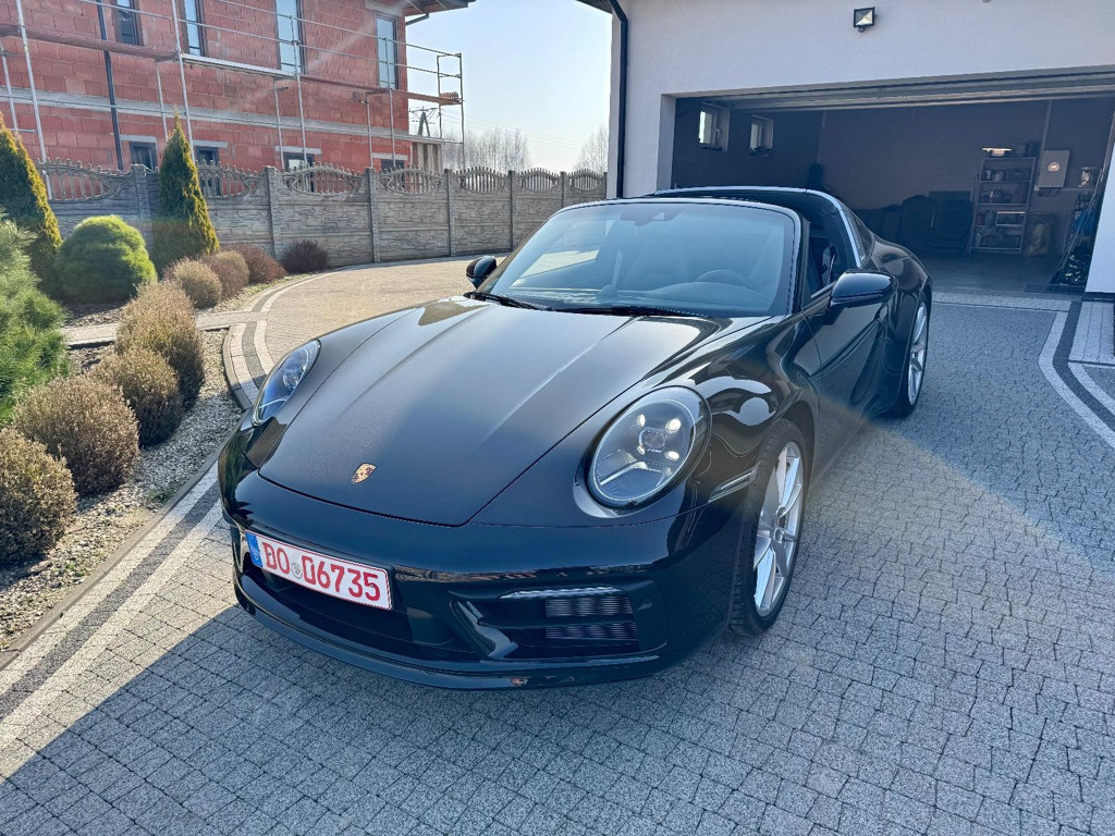 Porsche 992