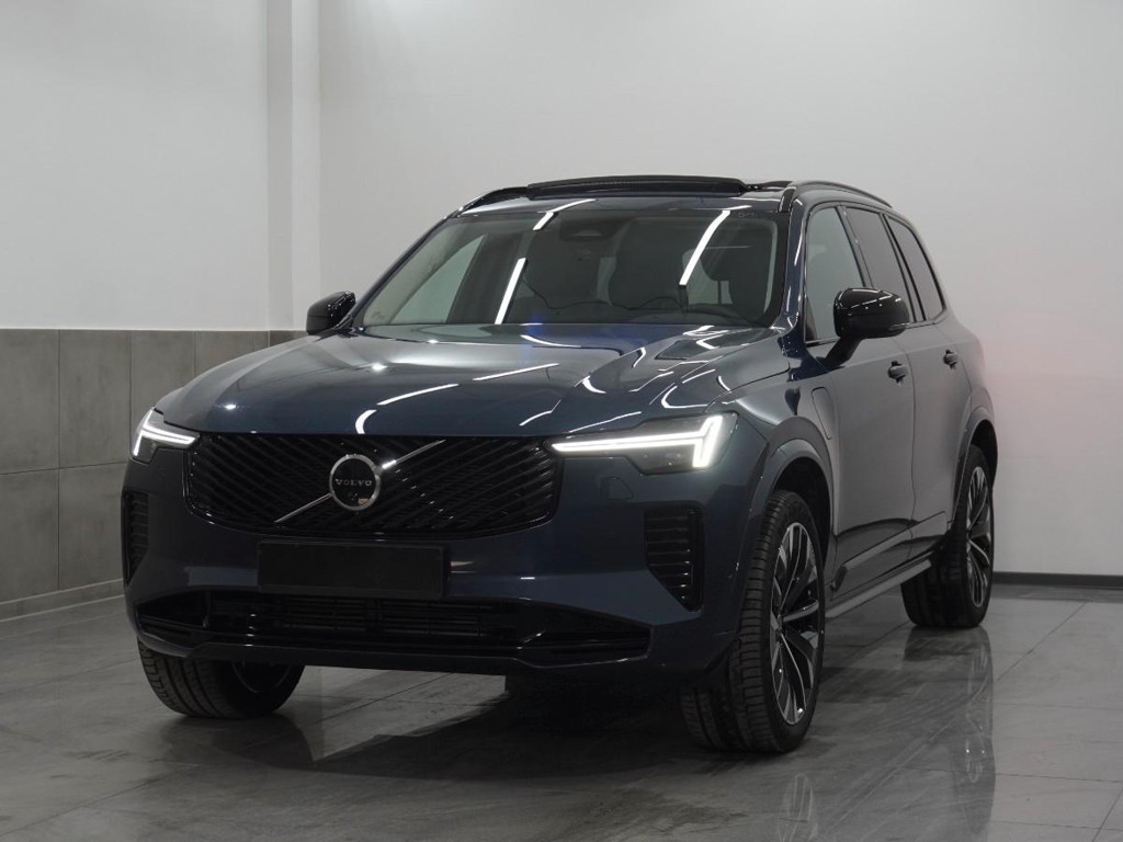 Volvo XC90 AWD T8 Plus Dark