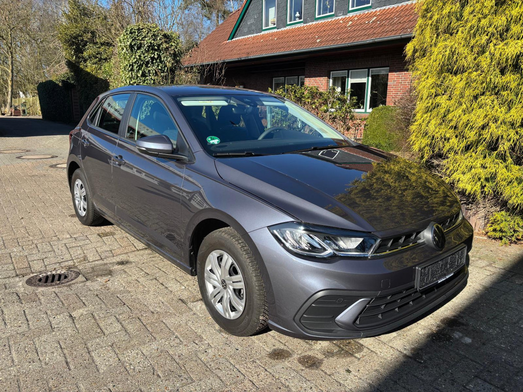 Volkswagen Polo VI Basis