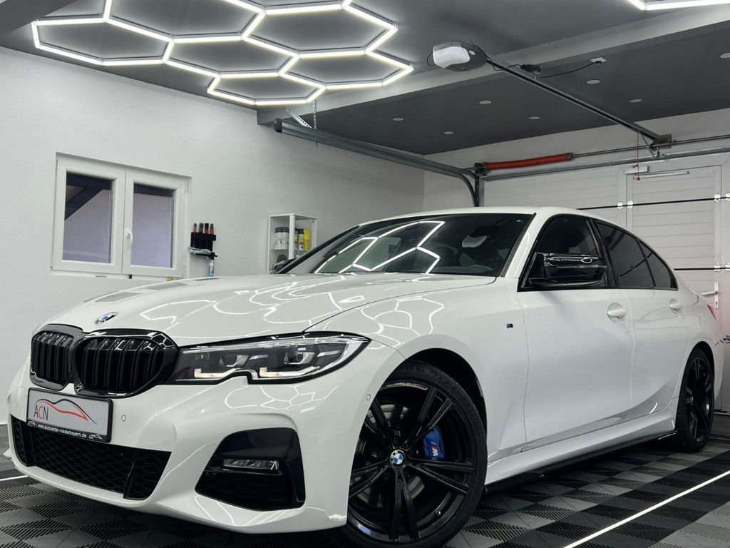 BMW 3 Serie 330 M-Sport Sedan 330i
