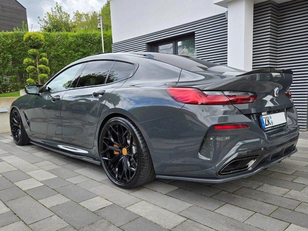 BMW M850