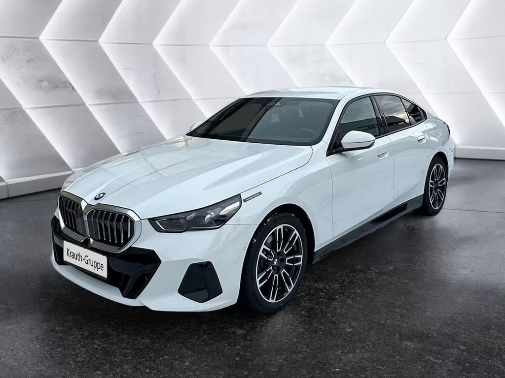 BMW 5 Serie 520 M-Sport Sedan 520i