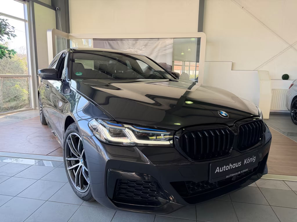 BMW 5 Serie 520 M-Sport Sedan 520i