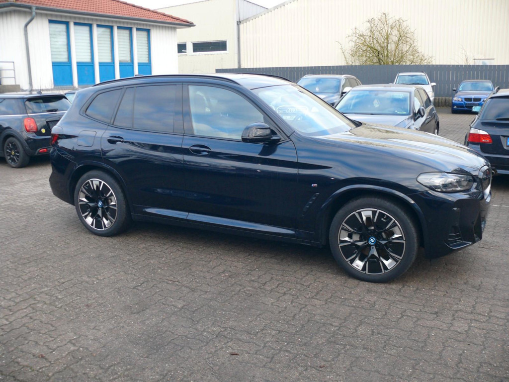 BMW iX3 Impressive iX3