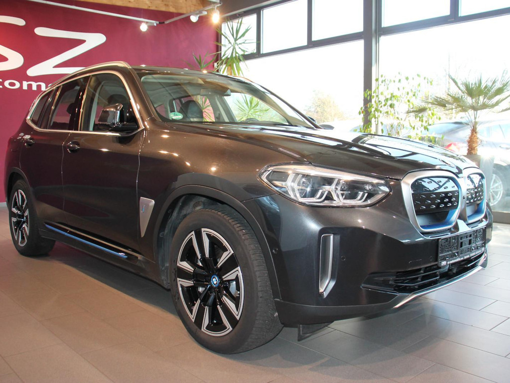 BMW iX3 Impressive iX3