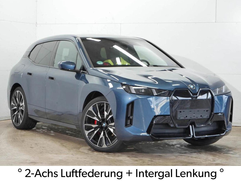 BMW iX xDrive