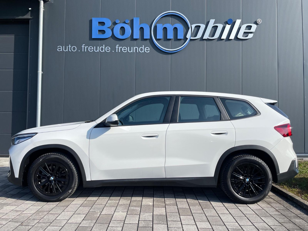 BMW iX1 20 eDrive/1. Hand/Kamera/AHK/SHZ