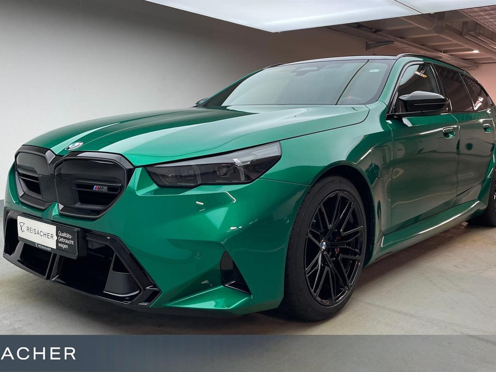 BMW M5 A Tou AHK,DAProf,Leder,RFK, Keyless