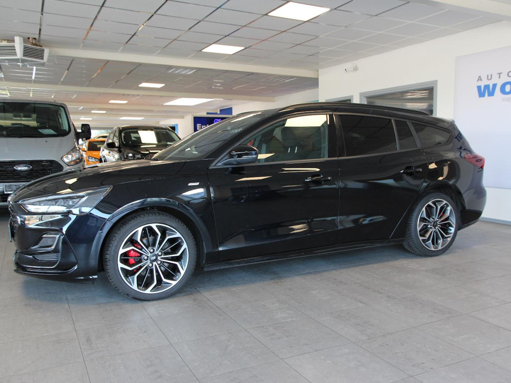 Ford Focus Wagon ST Line