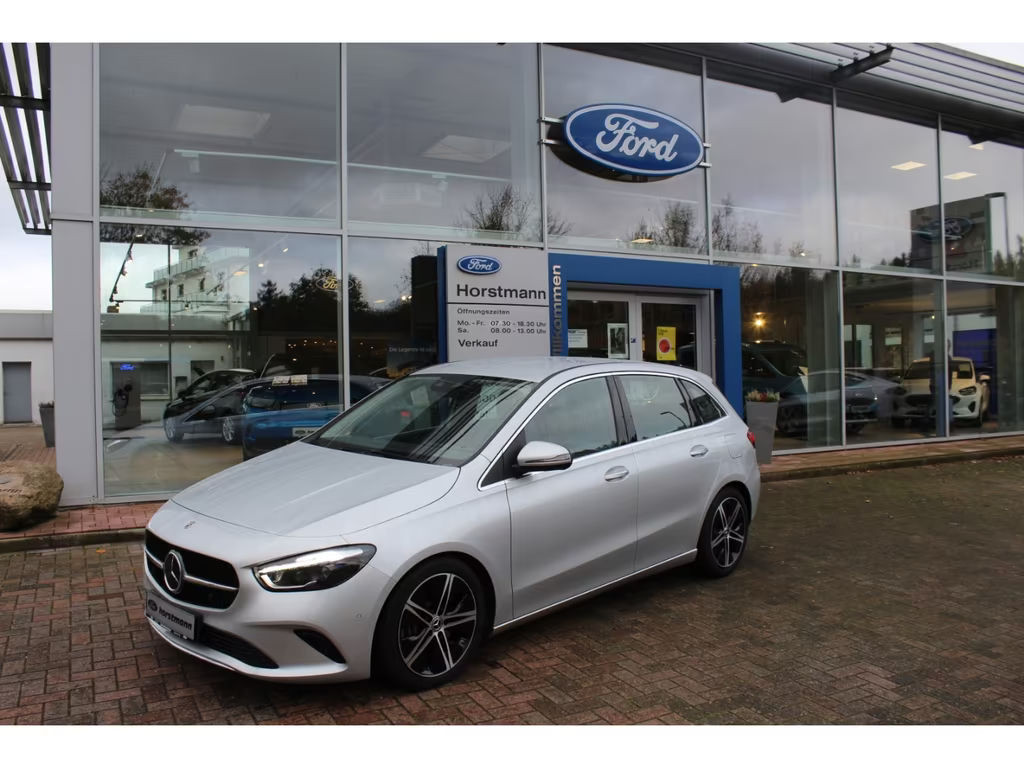 Mercedes-Benz B-Klasse B 250 4 MATIC, AUTOMATIK, LED, ACC, PDC, NAVI, R