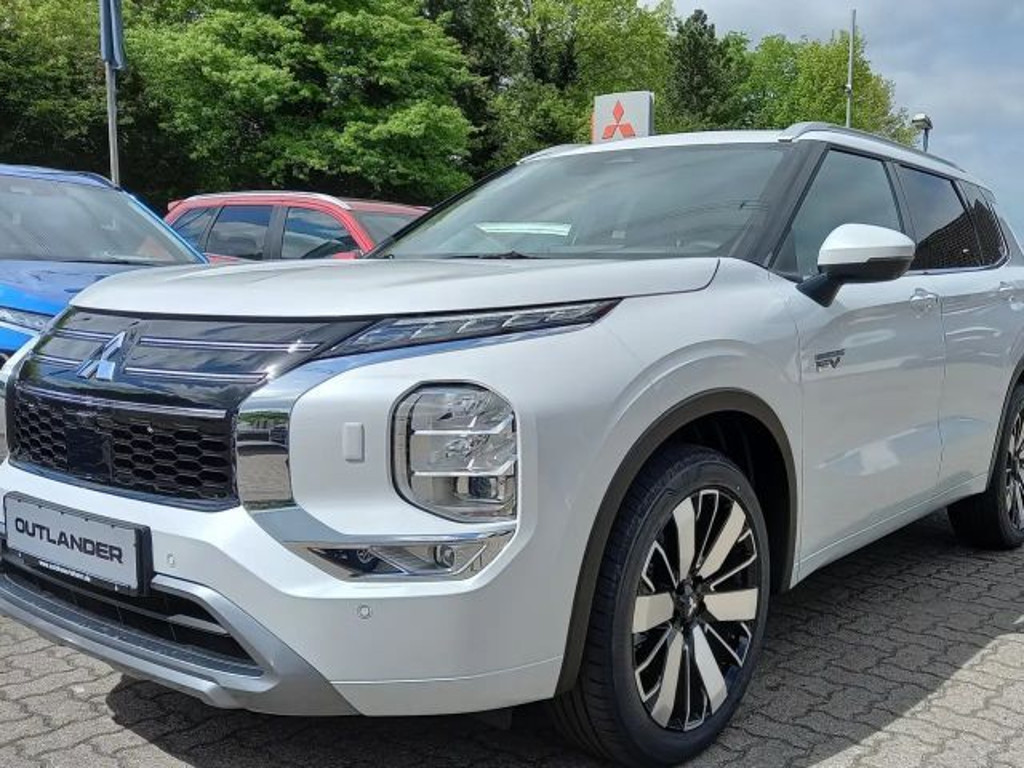 Mitsubishi Outlander PHEV 4WD