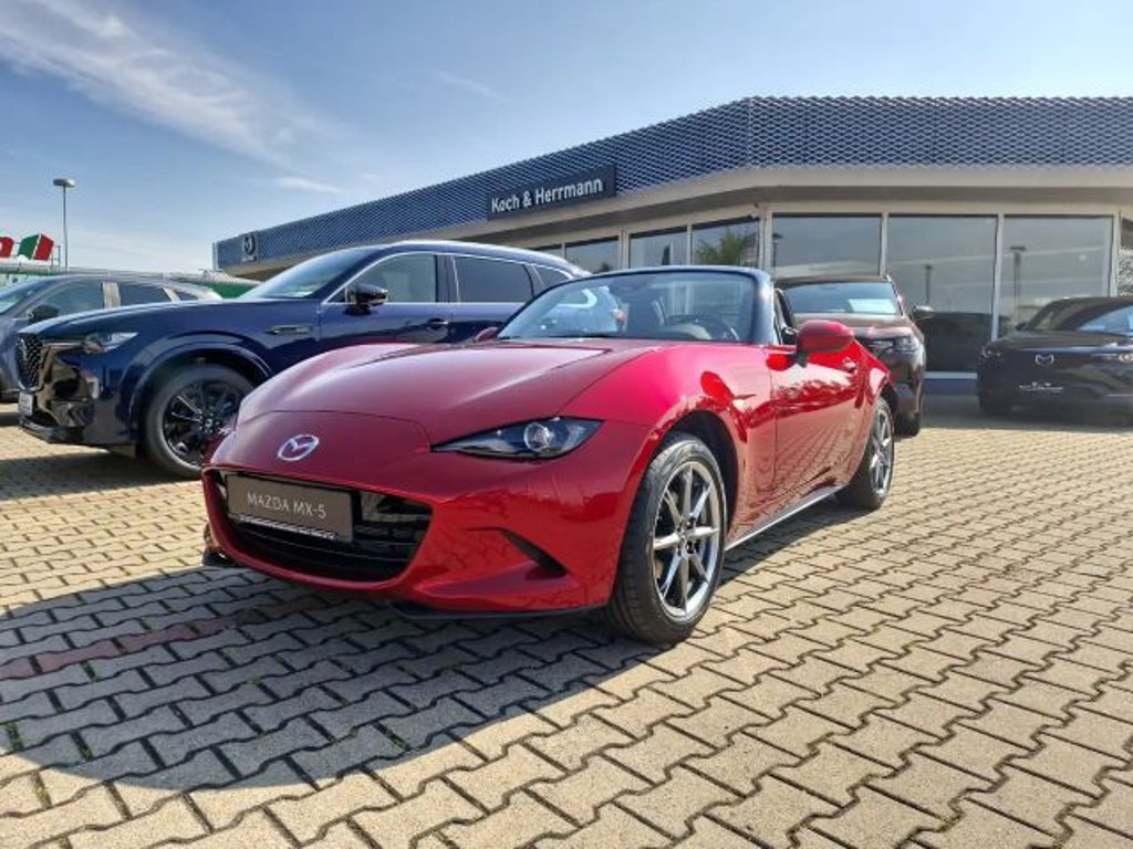 Mazda MX-5 SkyActiv