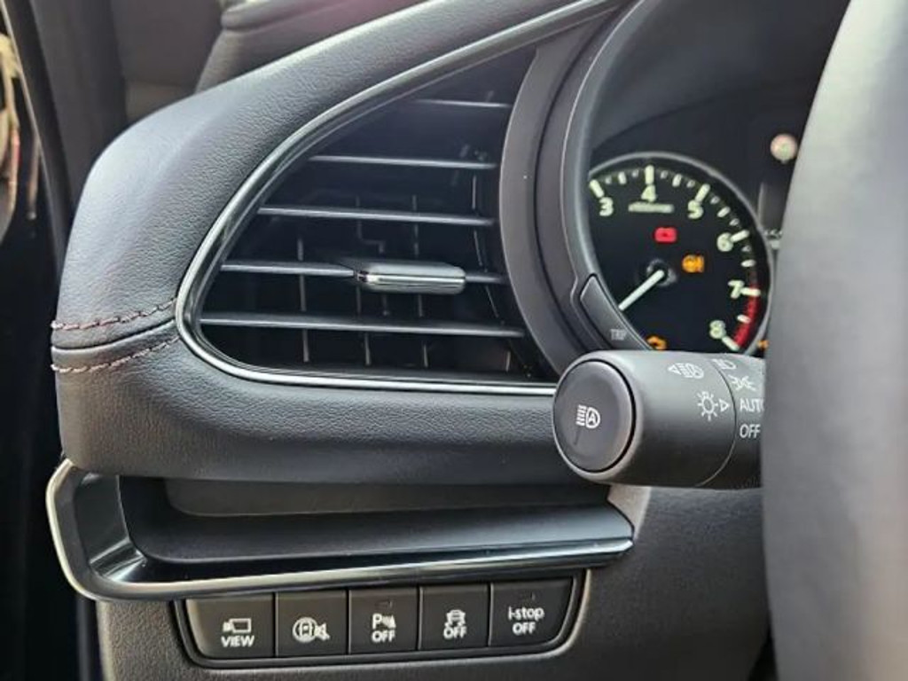 Mazda 3 SkyActiv Exclusive-line 4WD e-Skyactiv