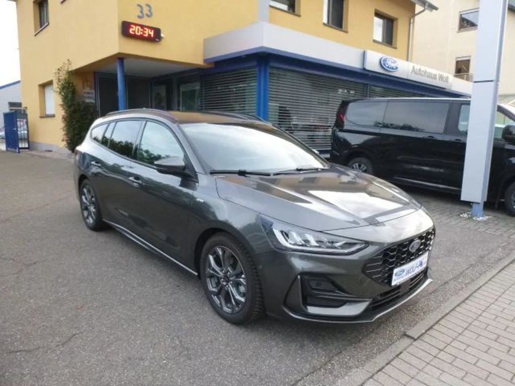 Ford Focus EcoBoost Wagon ST Line