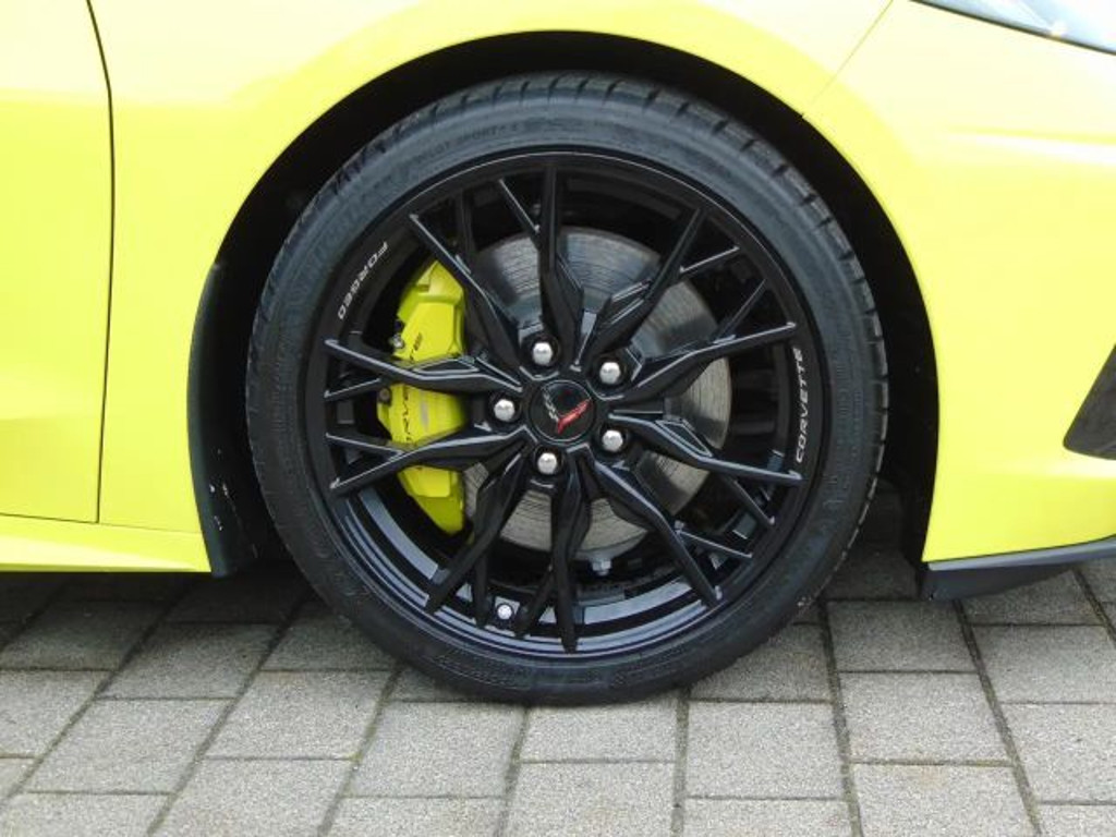 Corvette C8