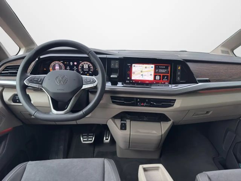 Volkswagen Multivan DSG Style 2.0 TDI Lang T7