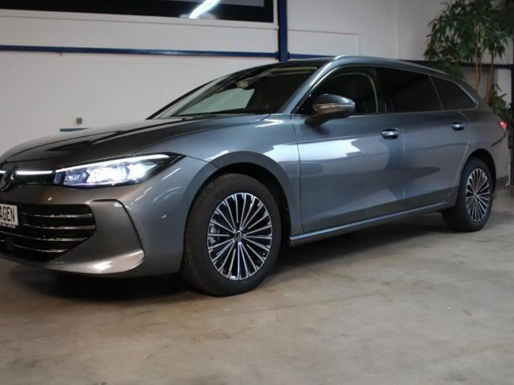 Volkswagen Passat DSG 2.0 TDI Elegance Elegance