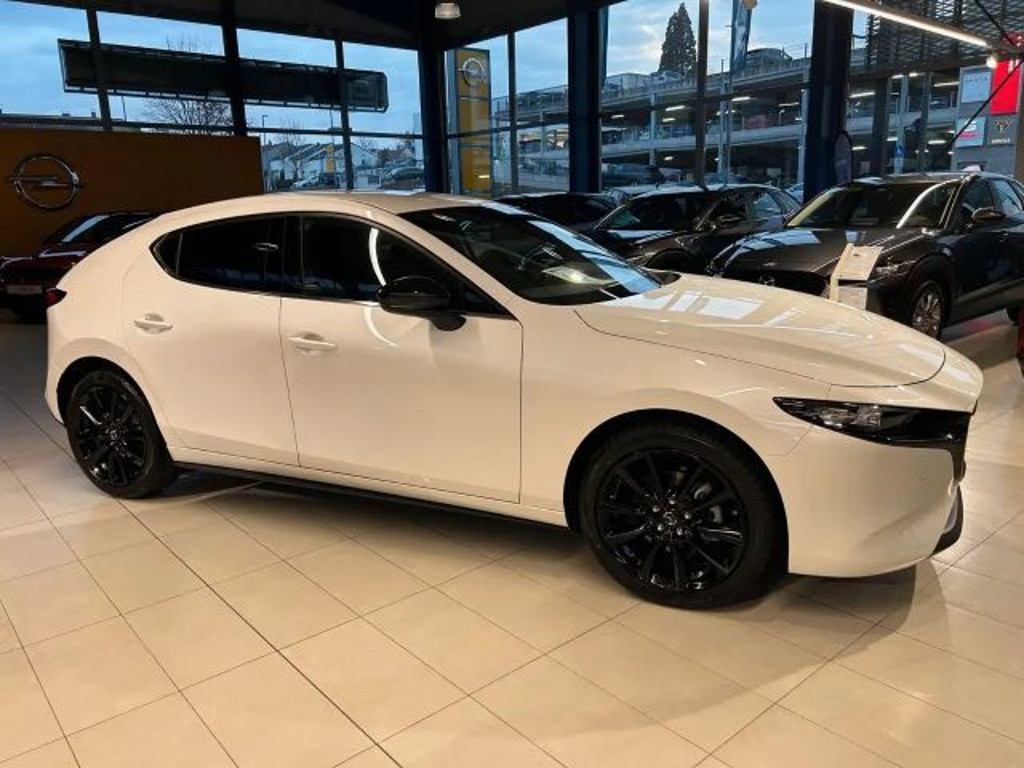 Mazda 3 SkyActiv 2.5L Homura e-Skyactiv