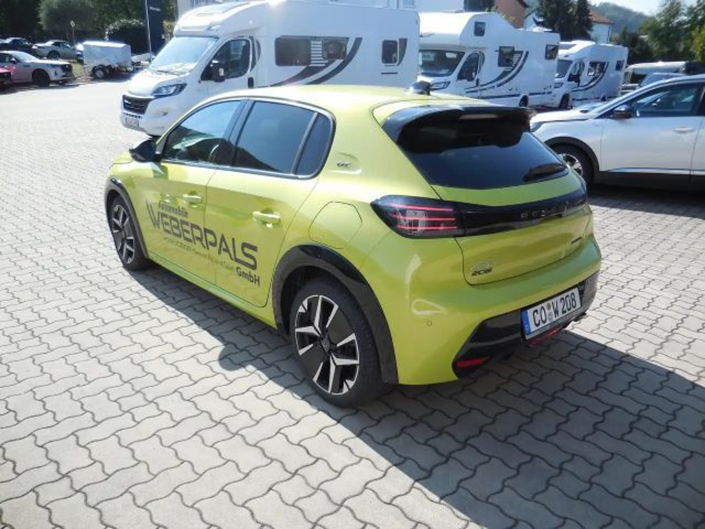 Peugeot e-208